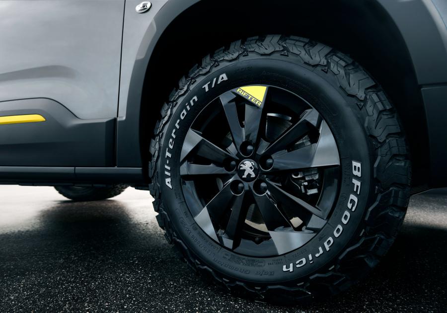 Колеса Peugeot Rifter 4x4 Concept 2018 года  (фото 5 из 26)
